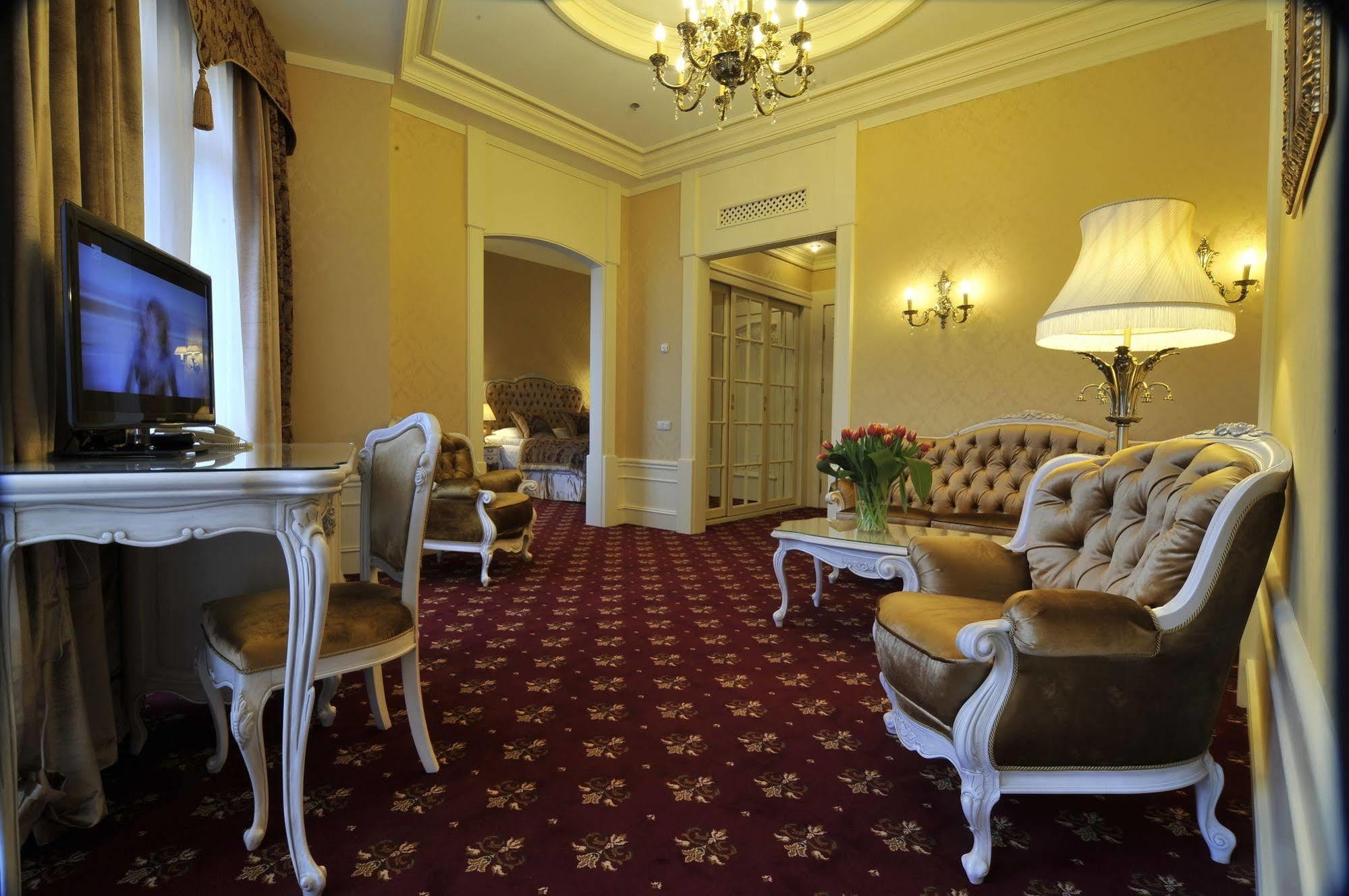 Nobilis Hotel Lwów Pokój zdjęcie